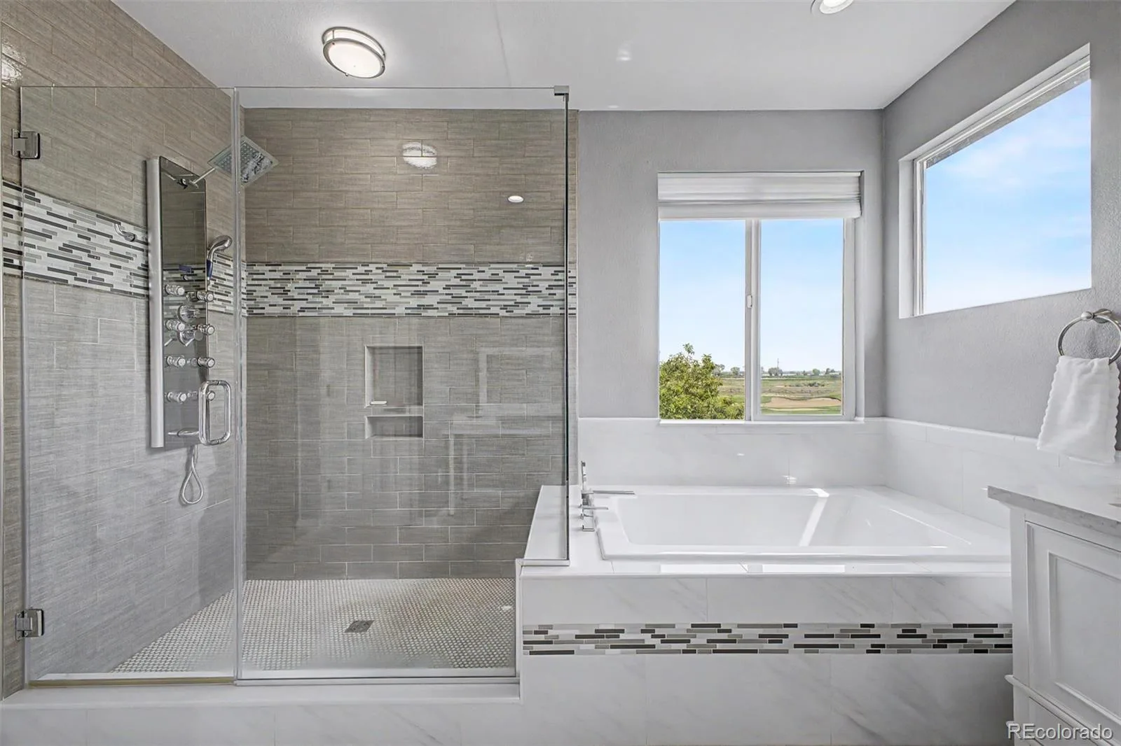 1820 Lochmore Drive Longmont CO 80504 | MLS #REC9203689 08202026215832 1600 19