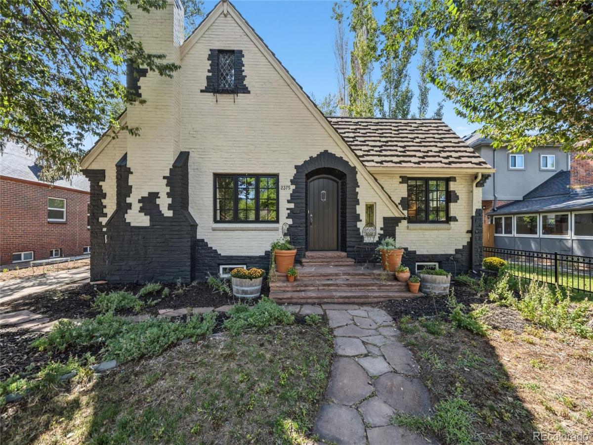 2375 Locust Street Denver CO 80207 | MLS #REC9204868 MLS #REC9204868 image #0