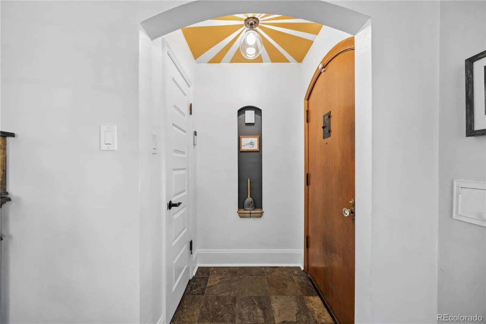 2375 Locust Street Denver CO 80207 | MLS #REC9204868 08192026145652 1600 1