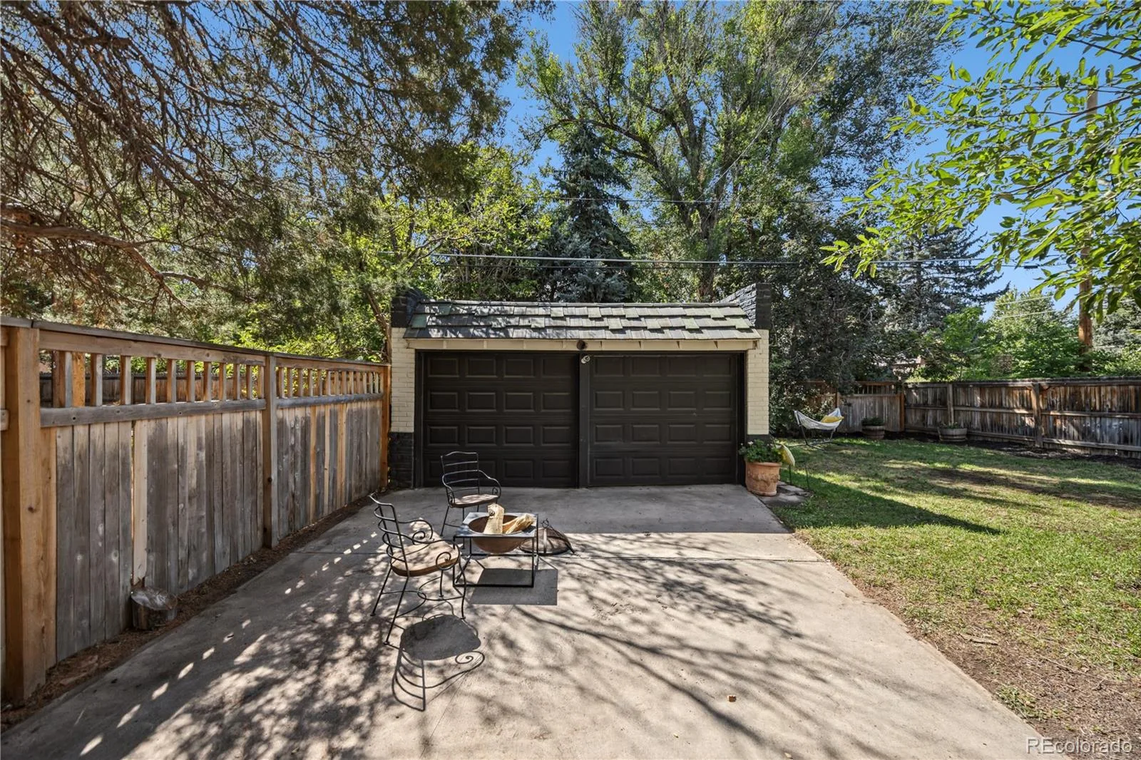 2375 Locust Street Denver CO 80207 | MLS #REC9204868 08192026145652 1600 26