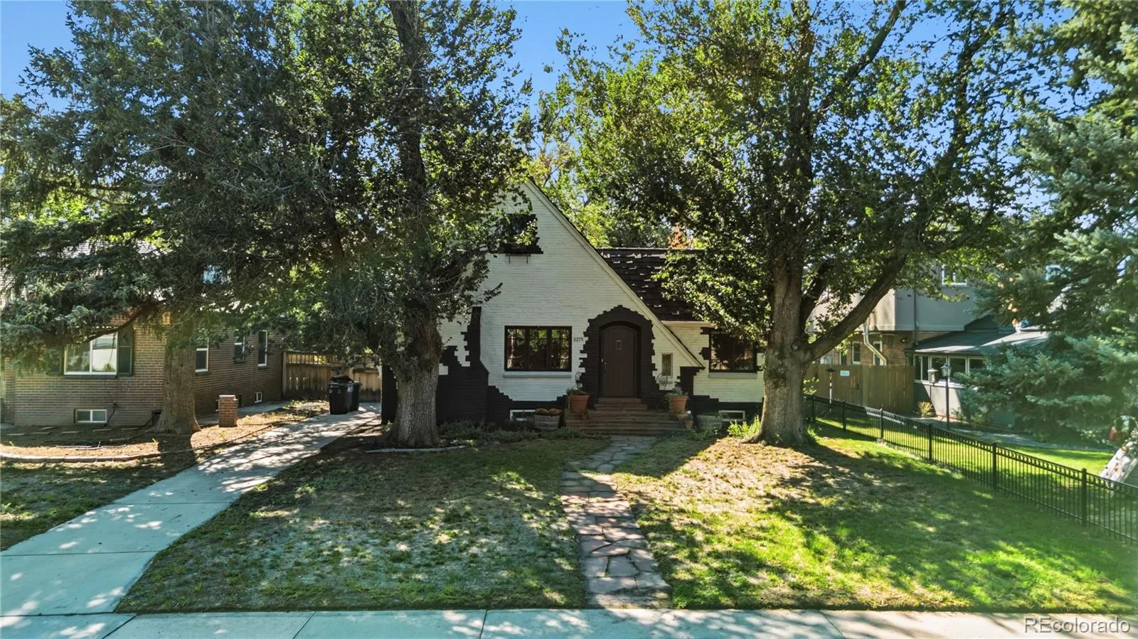 2375 Locust Street Denver CO 80207 | MLS #REC9204868 08192026145652 1600 29