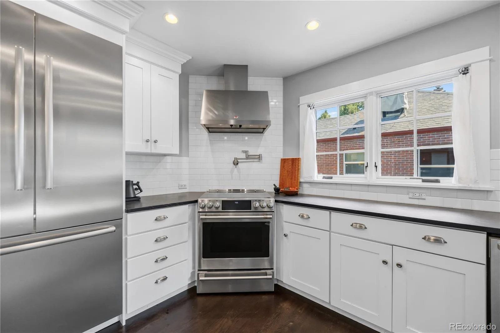 2375 Locust Street Denver CO 80207 | MLS #REC9204868 08192026145652 1600 6