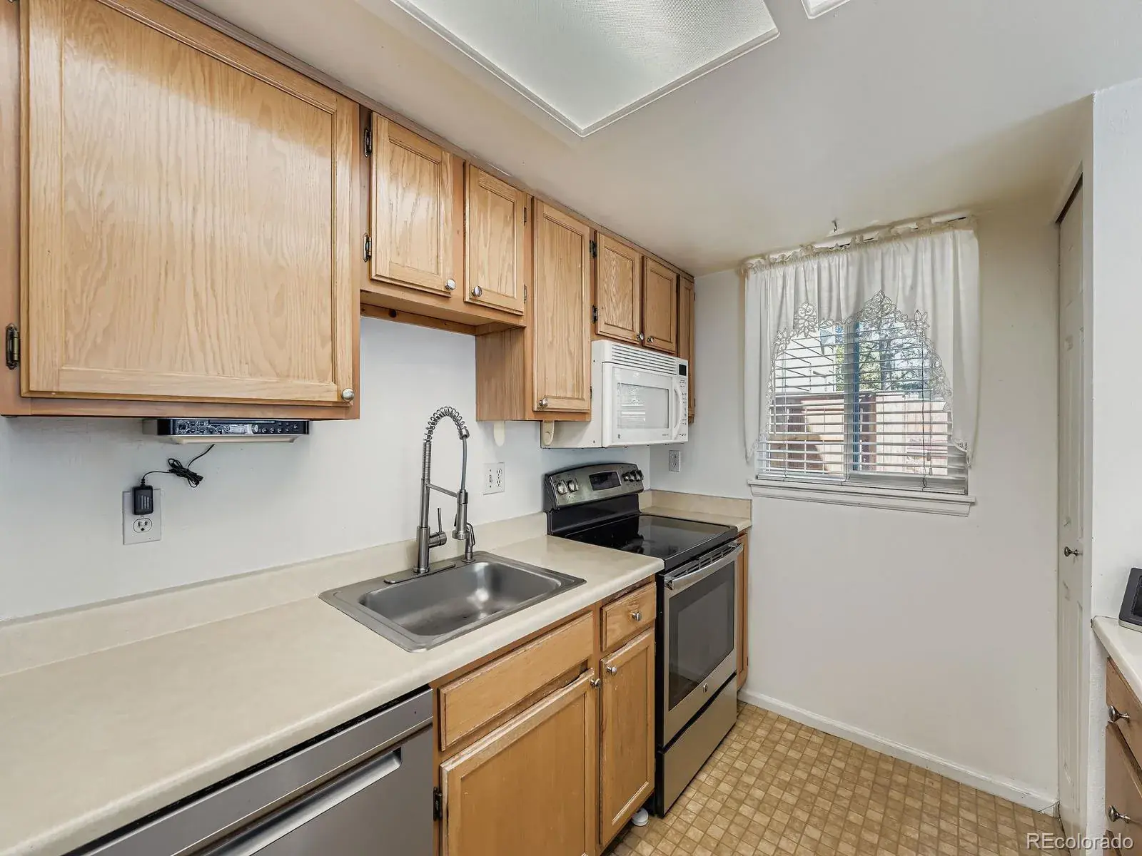1044 S Yampa Street #C Aurora CO 80017 MLS #REC9204968 10162025232745 1600 5