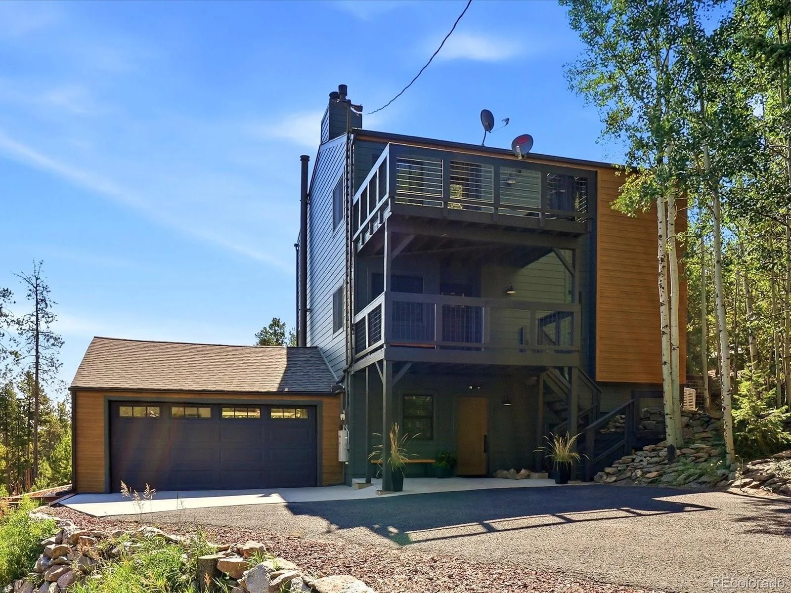 10594 Crystal Drive Morrison CO 80465 | MLS #REC9205347 08102026210456 1600 11