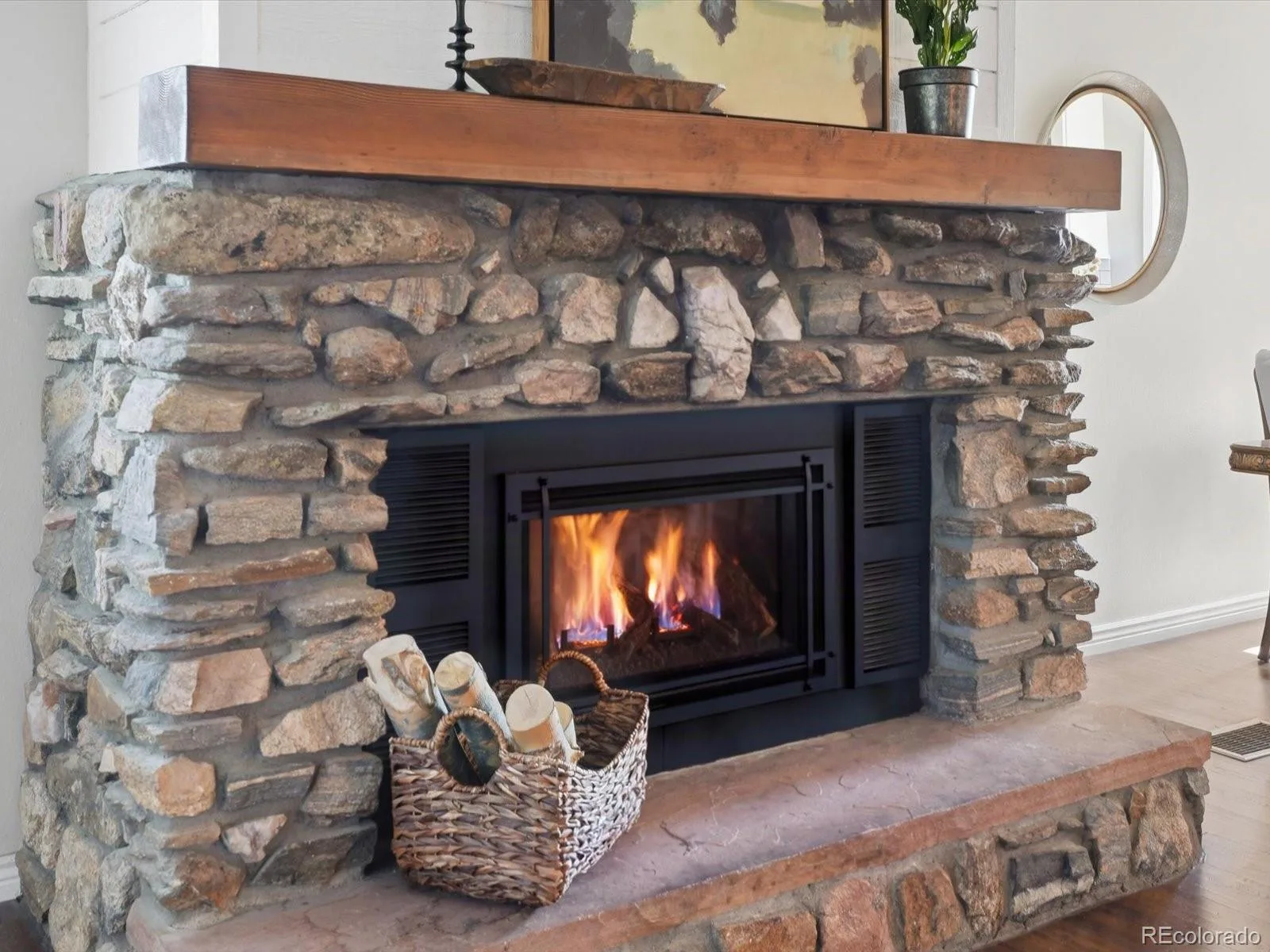 10594 Crystal Drive Morrison CO 80465 | MLS #REC9205347 08102026210456 1600 4