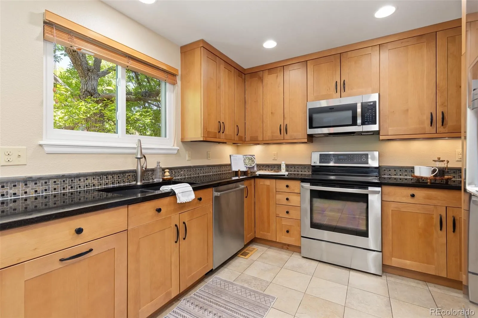 12526 W 85th Circle Arvada CO 80005 MLS #REC9206182 04232026172825 1600 12