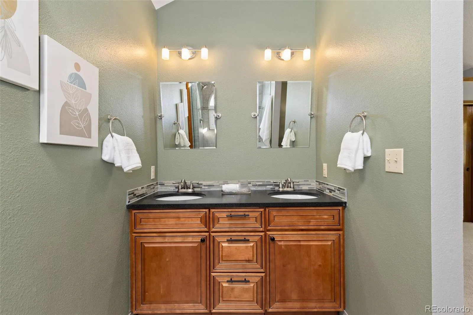 12526 W 85th Circle Arvada CO 80005 MLS #REC9206182 04232026172825 1600 32