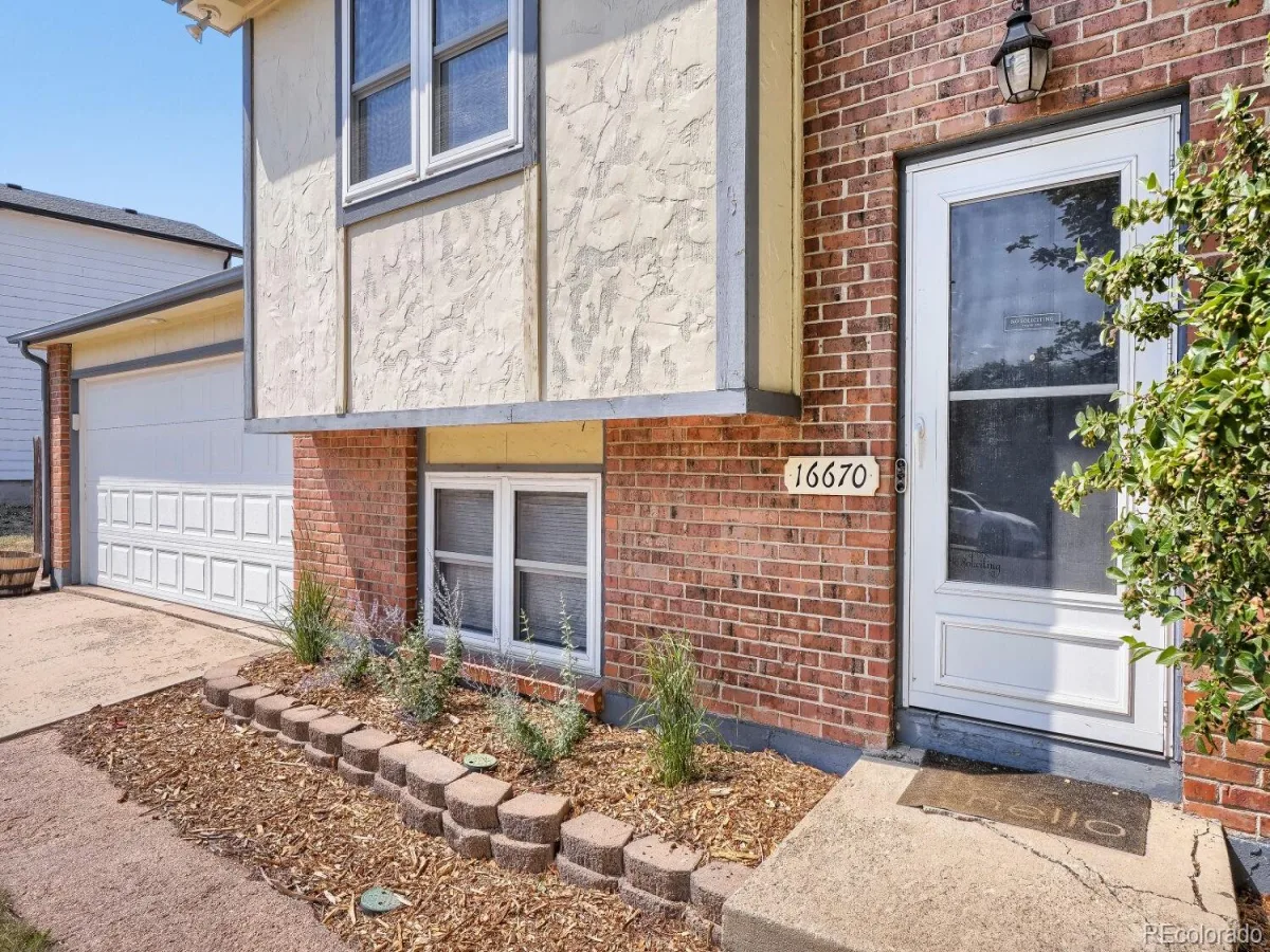 16670 E Tufts Avenue Aurora CO 80015 | MLS #REC9206424 08122026193836 1200 9