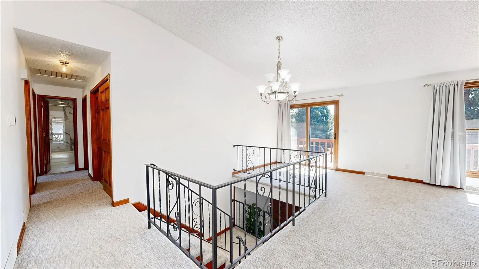 10453 W Arkansas Drive Lakewood CO 80232 | MLS #REC9206665 08042026223240 1600 18