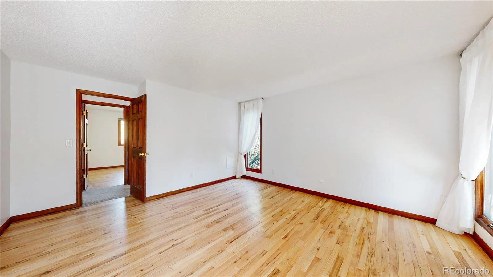 10453 W Arkansas Drive Lakewood CO 80232 | MLS #REC9206665 08042026223240 1600 20