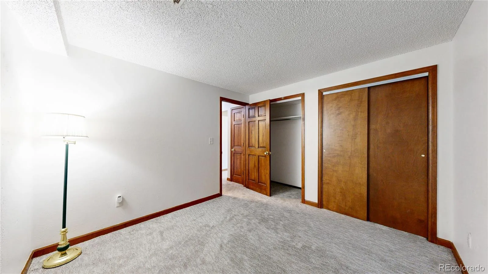 10453 W Arkansas Drive Lakewood CO 80232 | MLS #REC9206665 08042026223240 1600 32