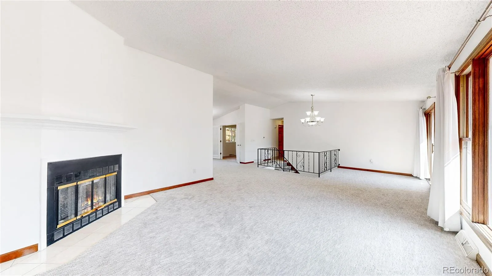 10453 W Arkansas Drive Lakewood CO 80232 | MLS #REC9206665 08042026223240 1600 7