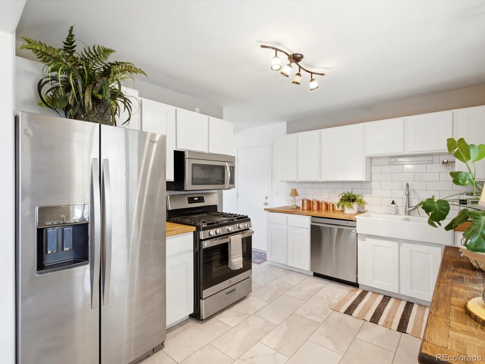 2888 S Zurich Court Denver CO 80236 MLS #REC9207275 06282026212114 1600 18