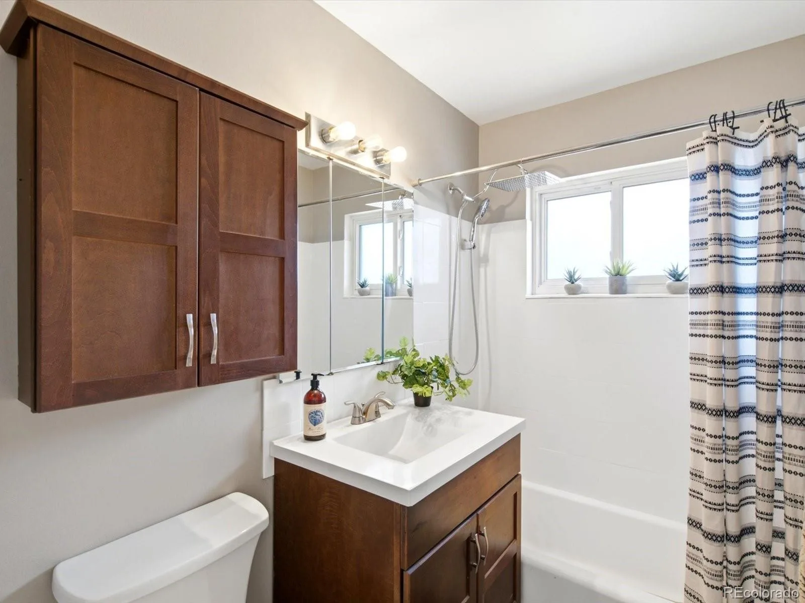 2888 S Zurich Court Denver CO 80236 MLS #REC9207275 06282026212114 1600 19
