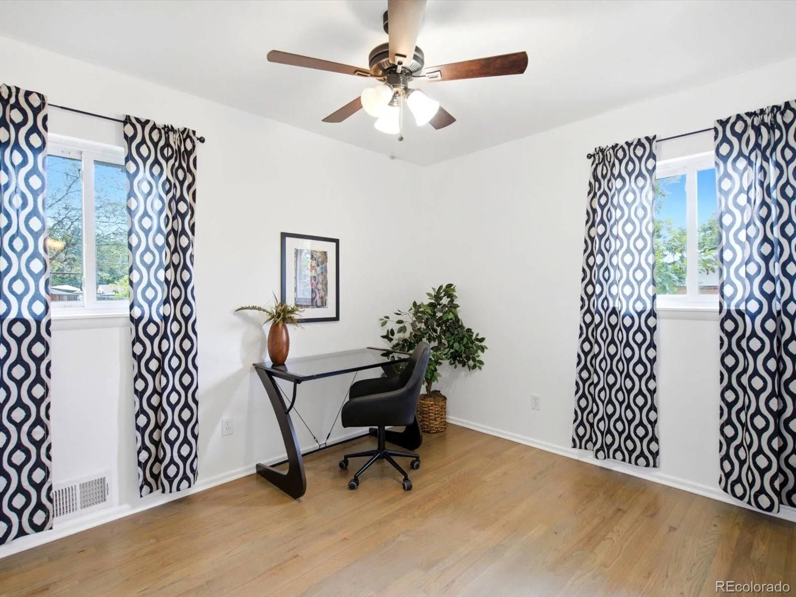 2888 S Zurich Court Denver CO 80236 MLS #REC9207275 06282026212114 1600 21