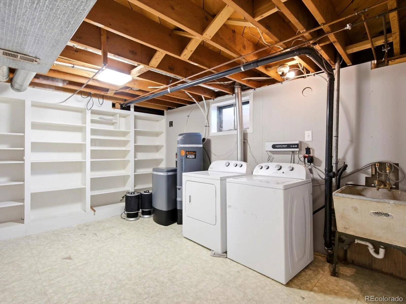 2888 S Zurich Court Denver CO 80236 MLS #REC9207275 06282026212114 1600 32