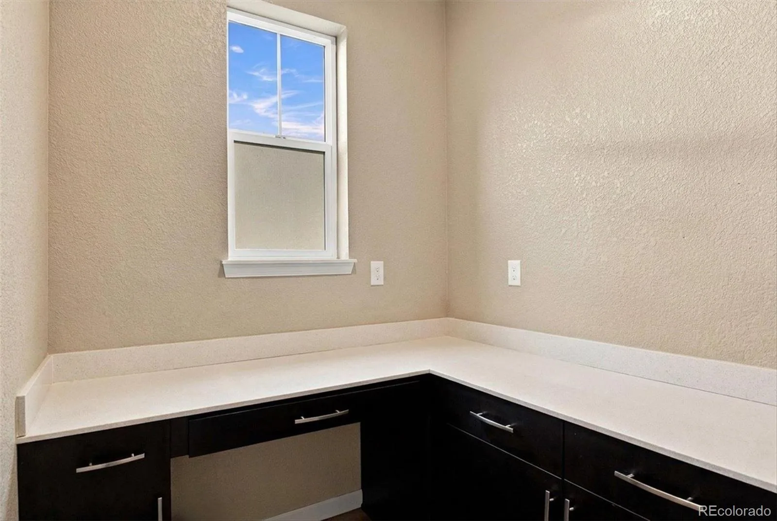 23791 E Minnow Drive Aurora CO 80016 | MLS #REC9208860 10152026213647 1600 12