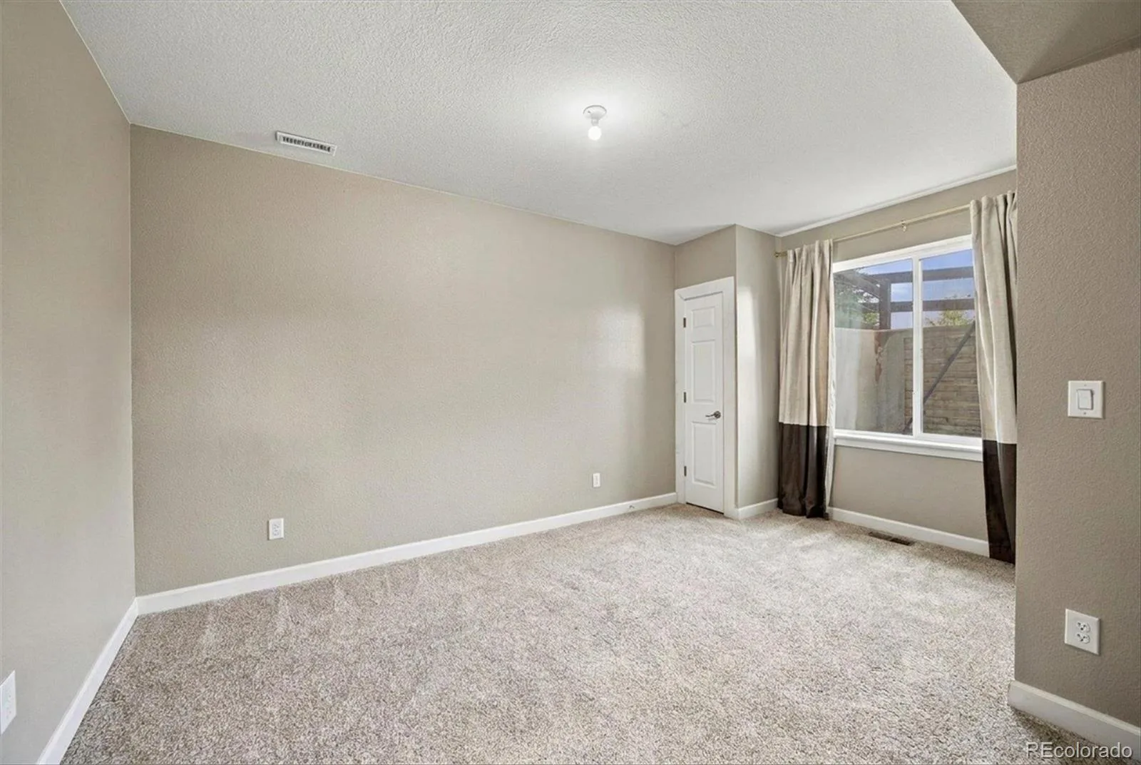 23791 E Minnow Drive Aurora CO 80016 | MLS #REC9208860 10152026213647 1600 27