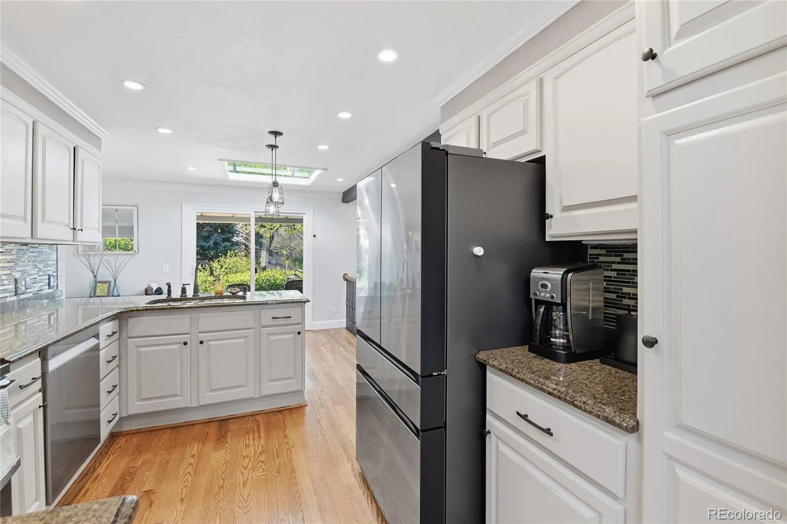 8390 W Harvard Drive Lakewood CO 80227 MLS #REC9209581 05012026002528 1600 10