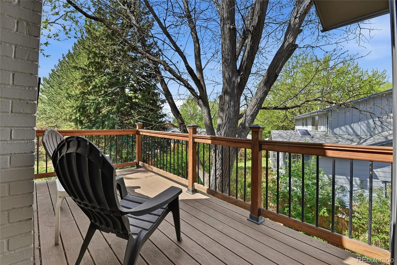 8390 W Harvard Drive Lakewood CO 80227 MLS #REC9209581 05012026002528 1600 23