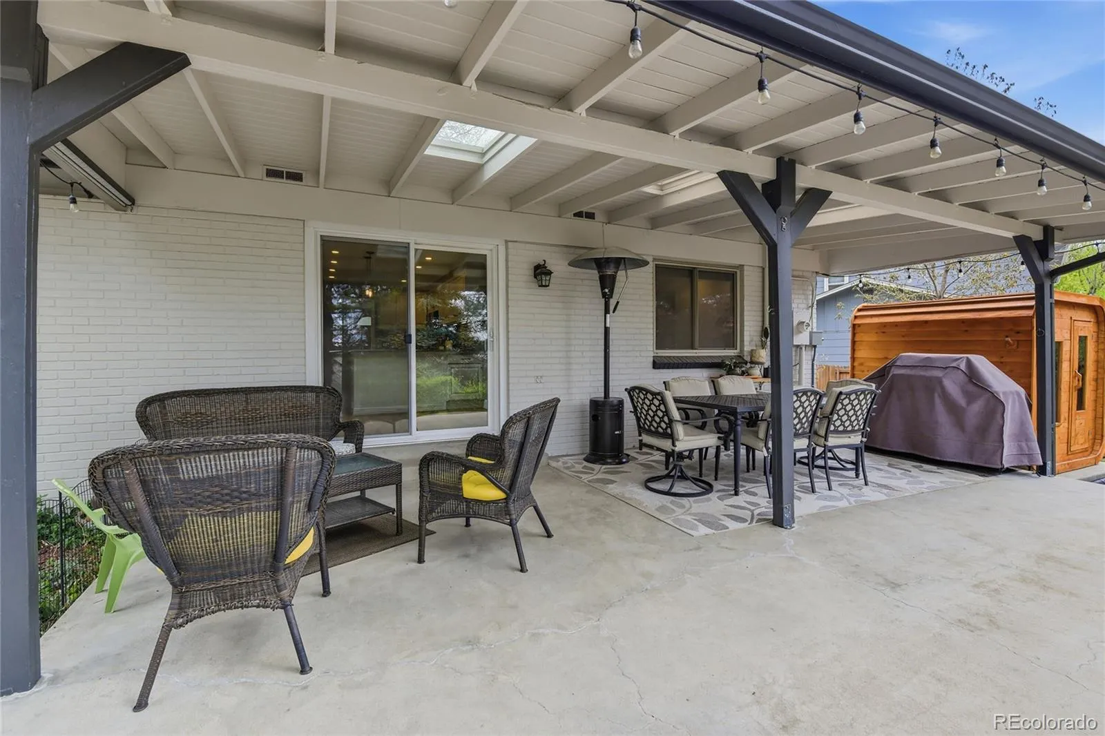 8390 W Harvard Drive Lakewood CO 80227 MLS #REC9209581 05012026002528 1600 34