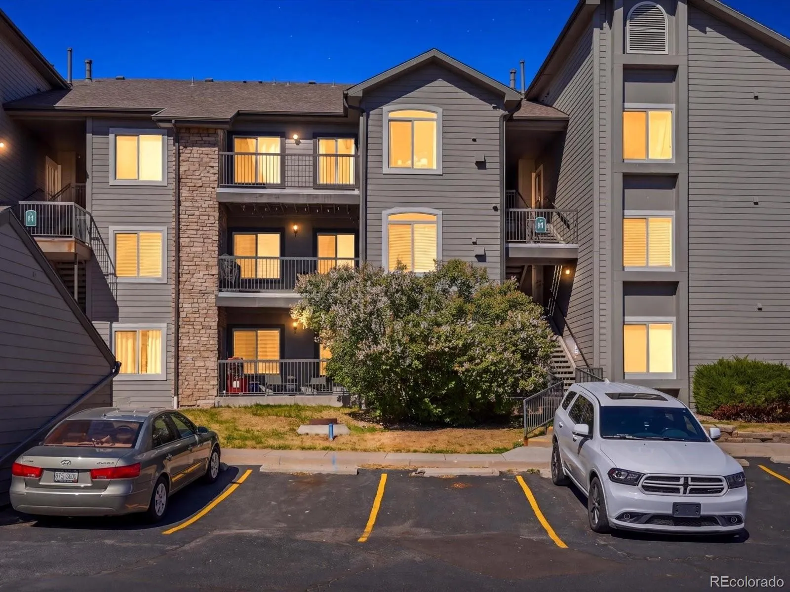 2575 S Syracuse Way #H202 Denver CO 80231 MLS #REC9212044 04292026215702 1600 1