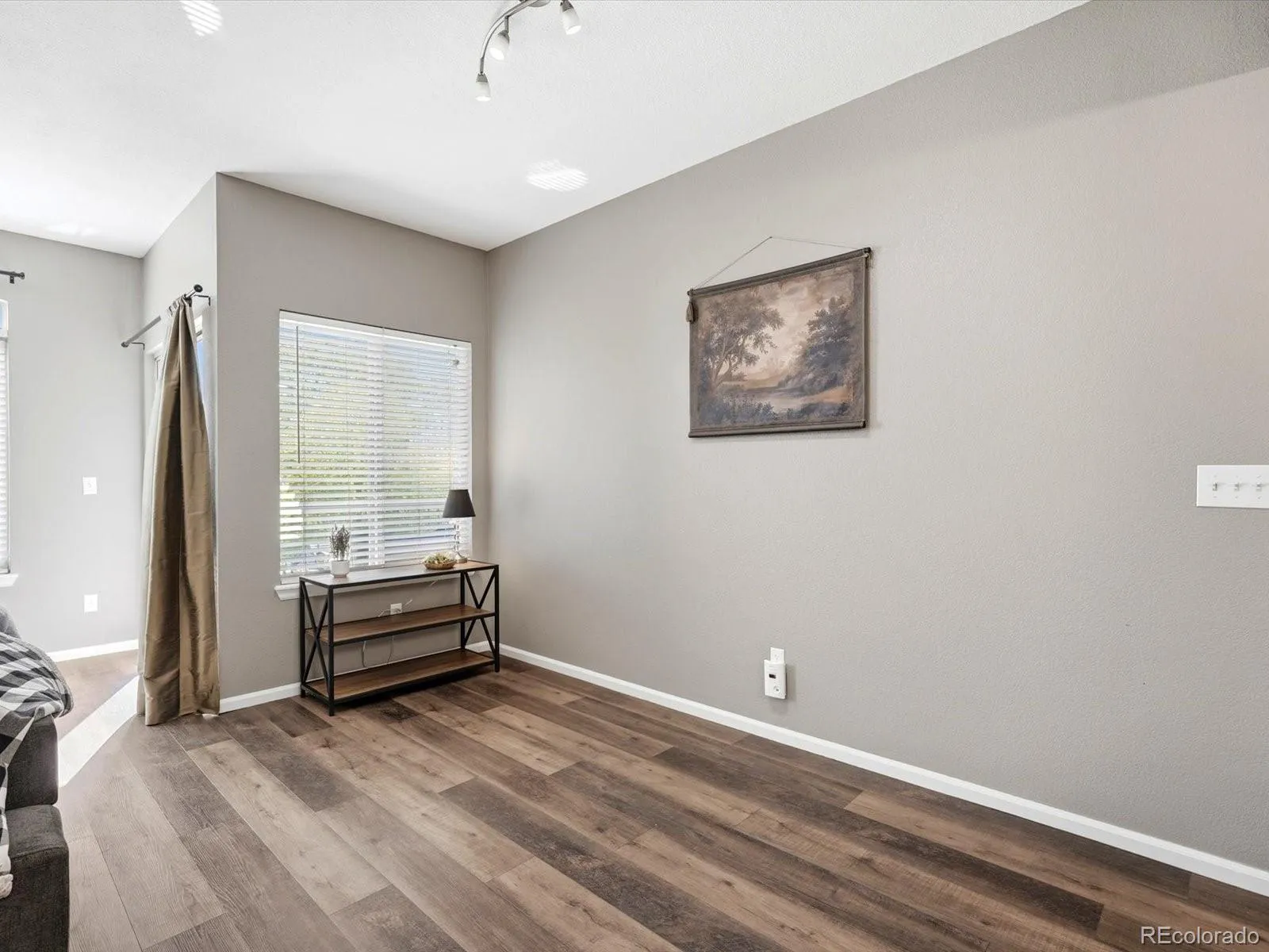 2575 S Syracuse Way #H202 Denver CO 80231 MLS #REC9212044 04292026215702 1600 24