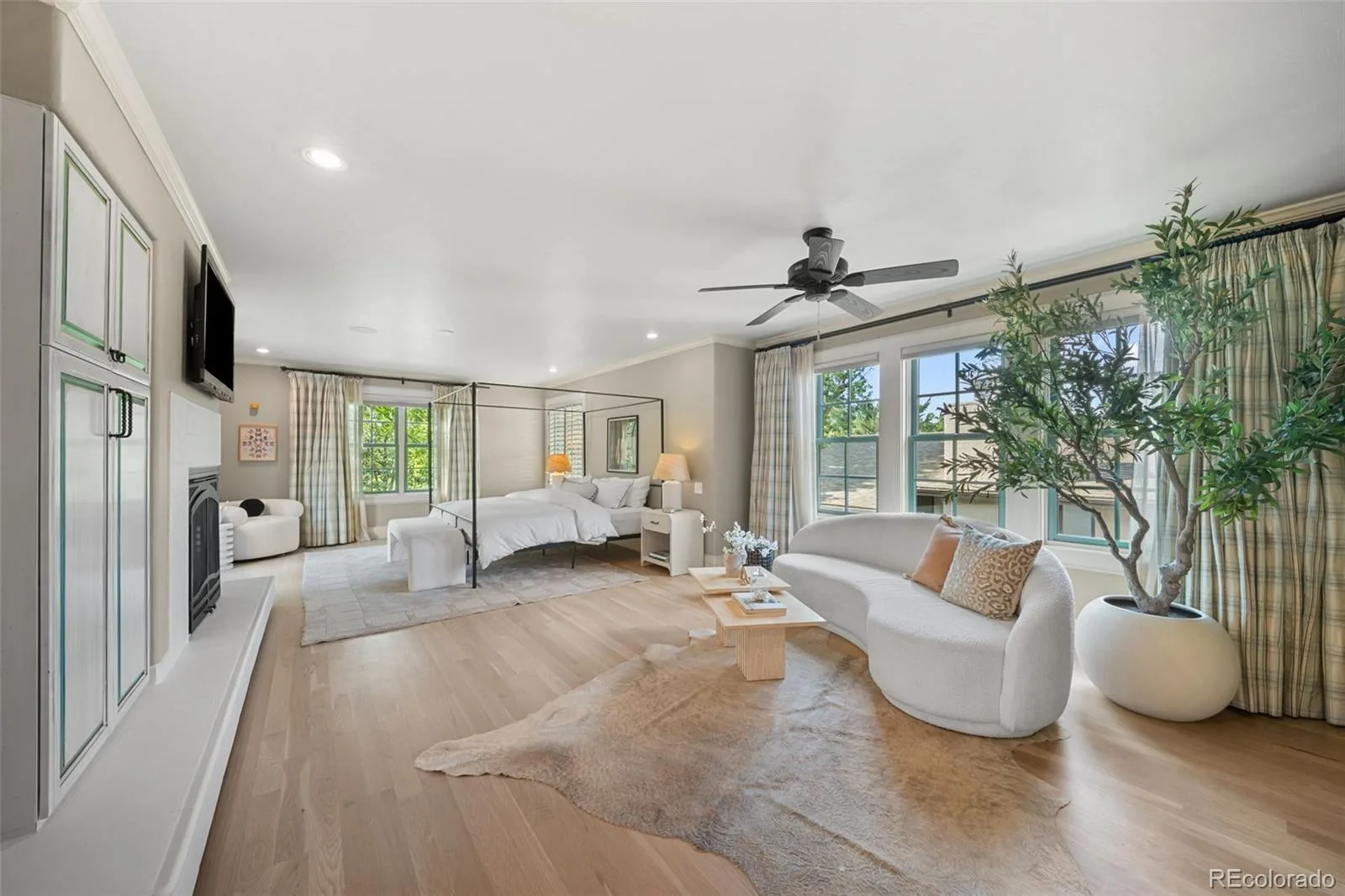 1034 S Franklin Street Denver CO 80209 | MLS #REC9212594 08212026071934 1600 25