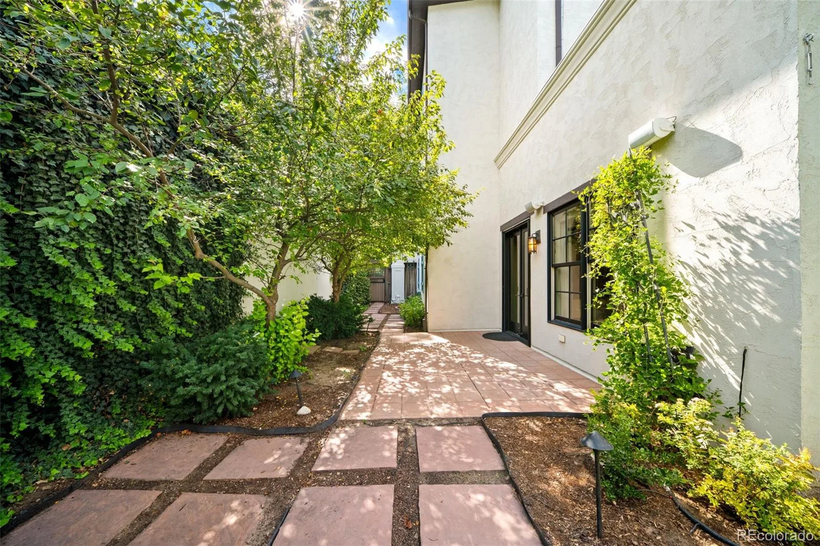 1034 S Franklin Street Denver CO 80209 | MLS #REC9212594 08212026071934 1600 37