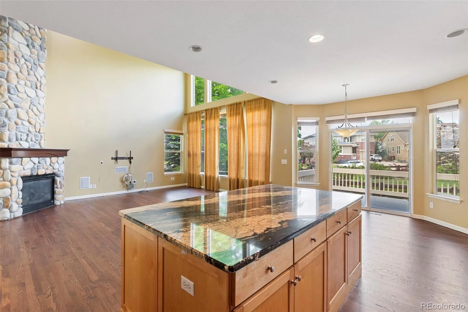 3465 Fantasy Place Castle Rock CO 80109 | MLS #REC9213412 06022026190247 1600 17