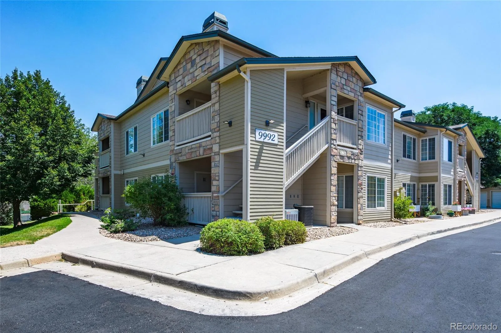 9992 E Idaho Circle #201 Aurora CO 80247 MLS #REC9214519 07222026190012 1600 18