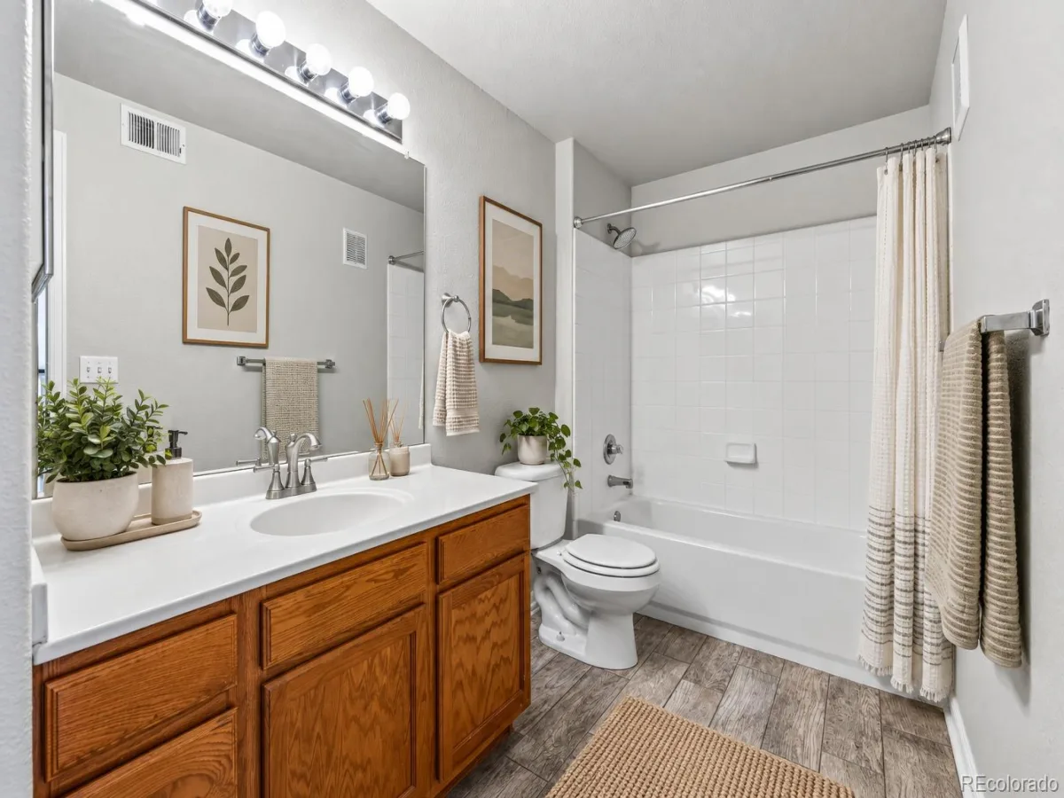 9992 E Idaho Circle #201 Aurora CO 80247 | MLS #REC9214519 09232026014220 1200 9
