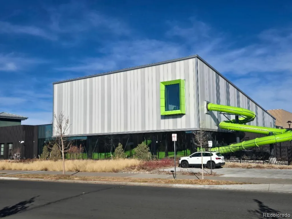 4137 Orleans Court Denver CO 80249 | MLS #REC9216352 09282026030818 1024 24