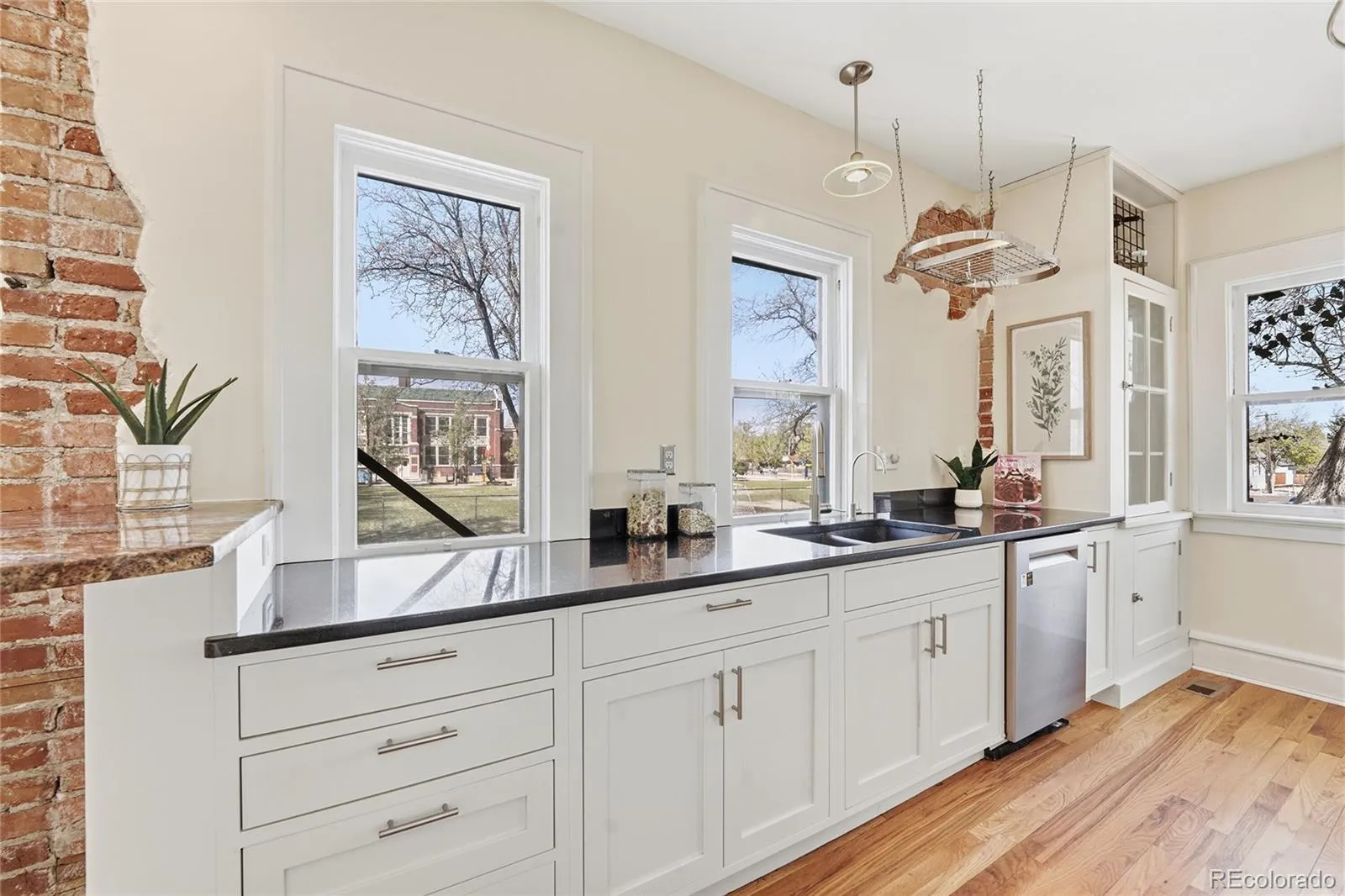 04102026182642 1600 10