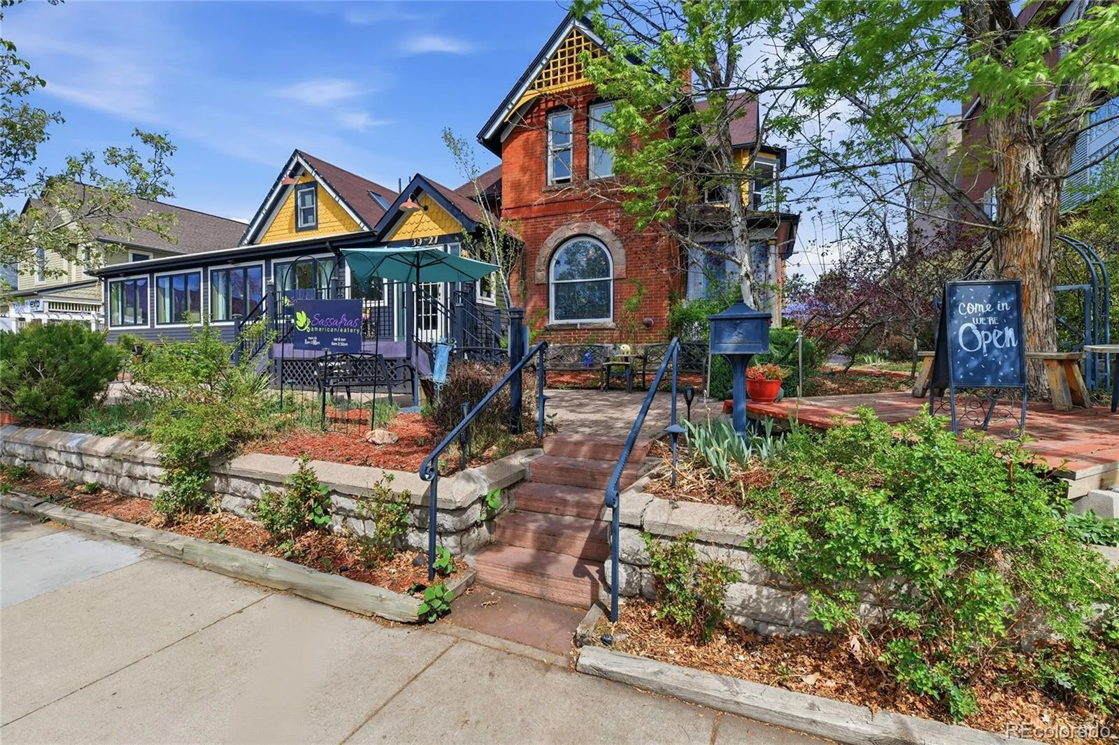 04102026182642 1600 22