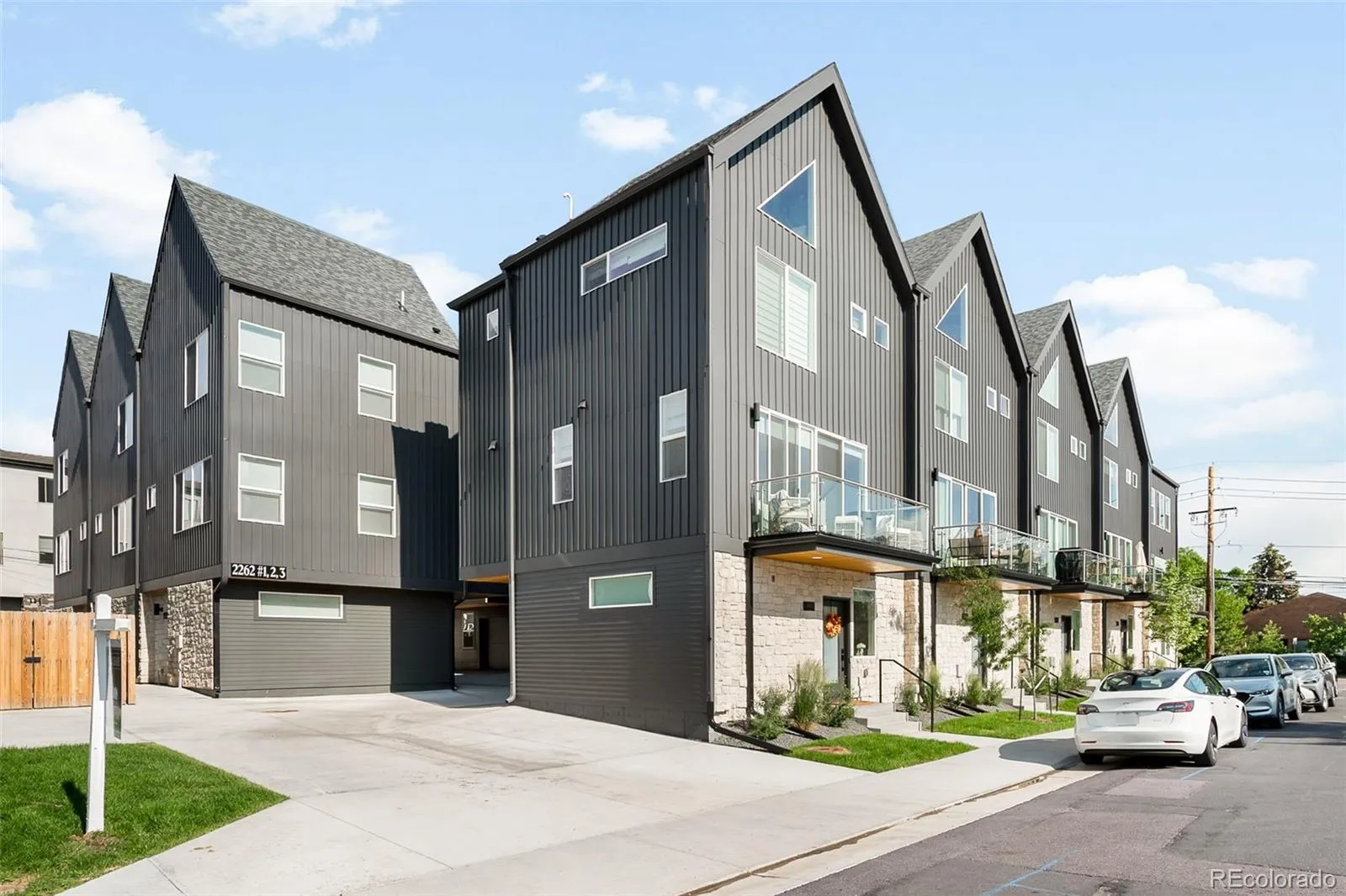 04122026192141 1600 3