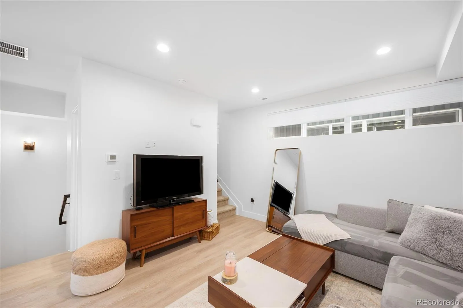 04122026192141 1600 9