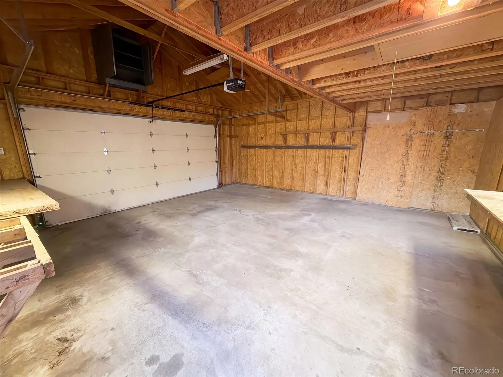 790 Hanover Street Aurora CO 80010 | MLS #REC9216883 09232026014241 1600 29