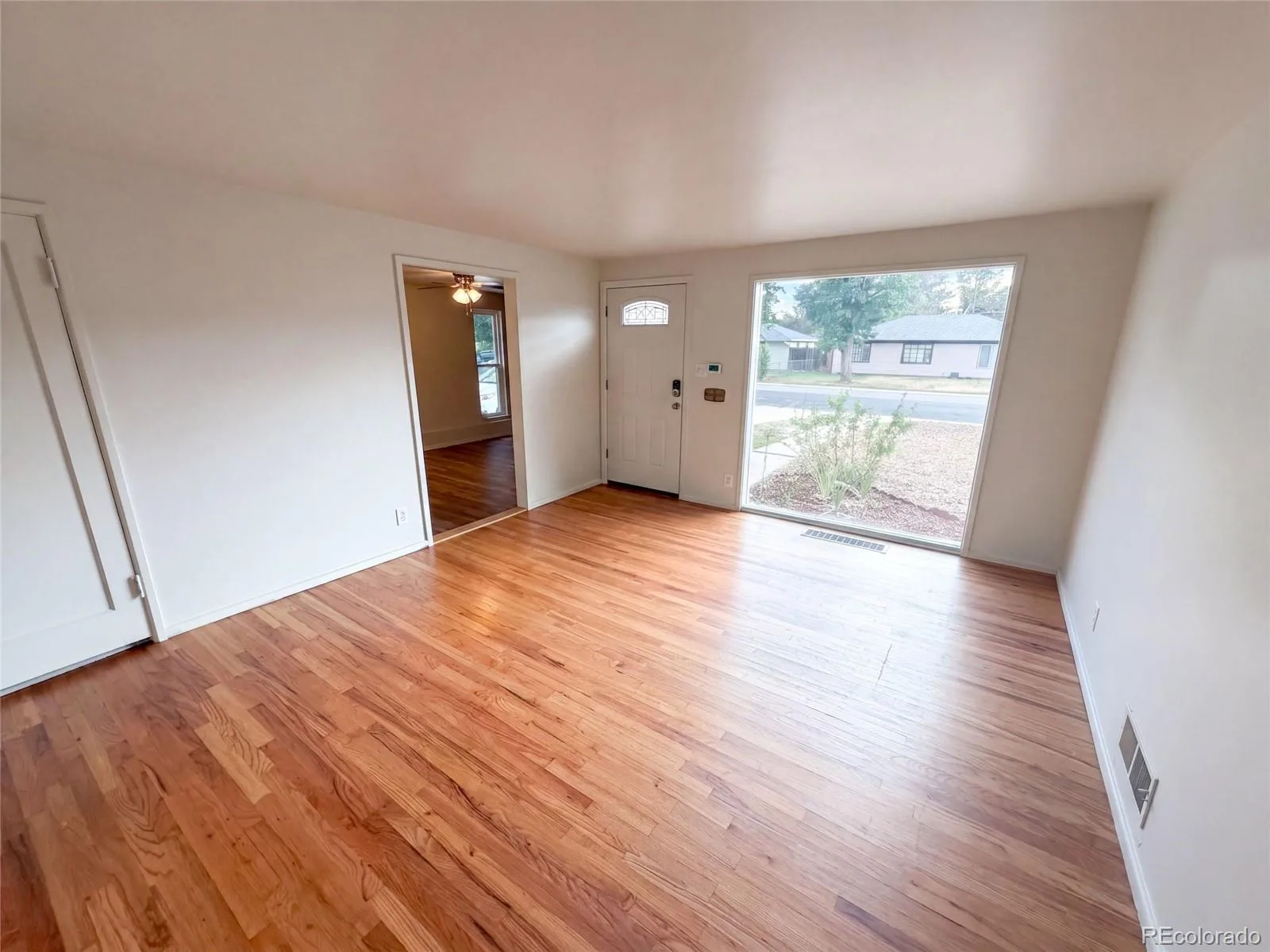 790 Hanover Street Aurora CO 80010 | MLS #REC9216883 09232026014241 1600 6