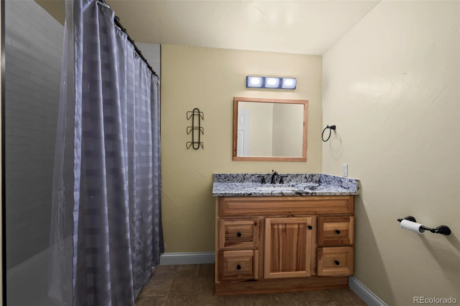 1111 S Holland Court Lakewood CO 80232 | MLS #REC9219131 10062026214455 1600 22