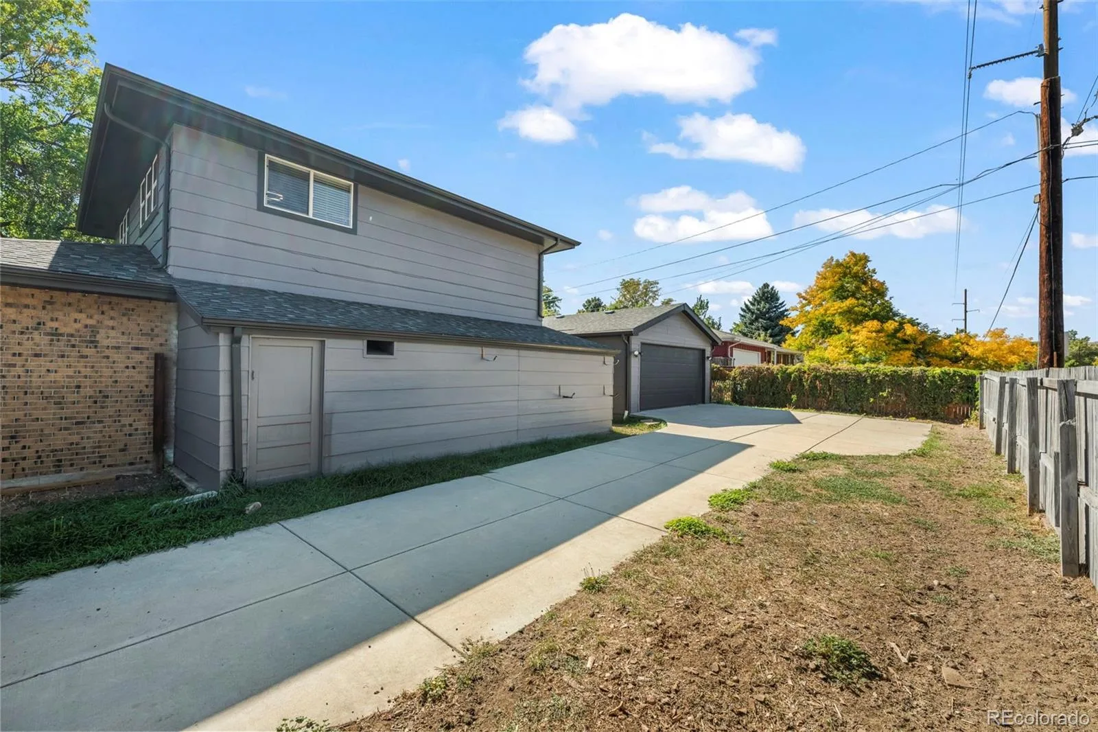 1111 S Holland Court Lakewood CO 80232 | MLS #REC9219131 10062026214455 1600 32