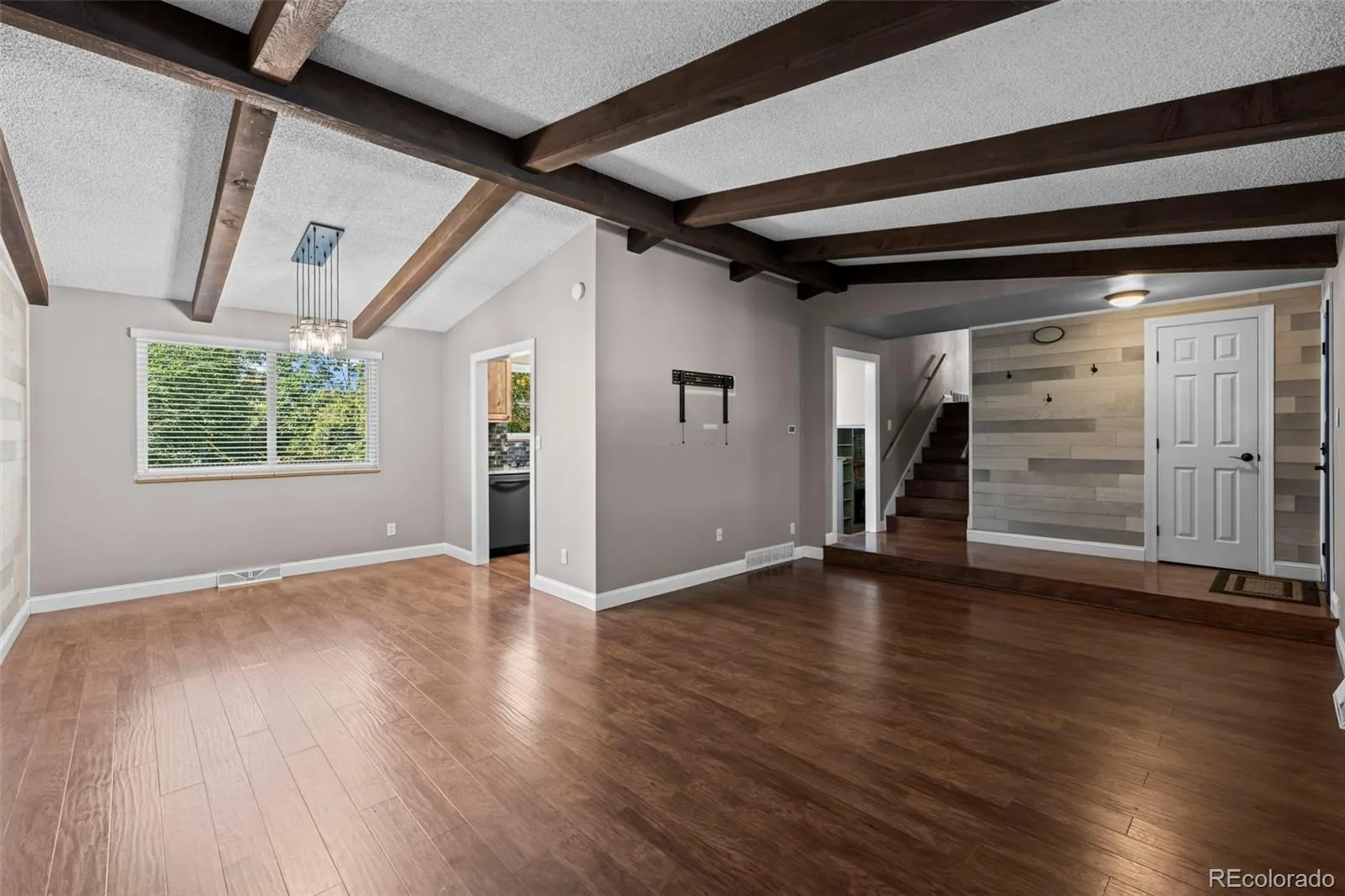 1111 S Holland Court Lakewood CO 80232 | MLS #REC9219131 10062026214455 1600 6