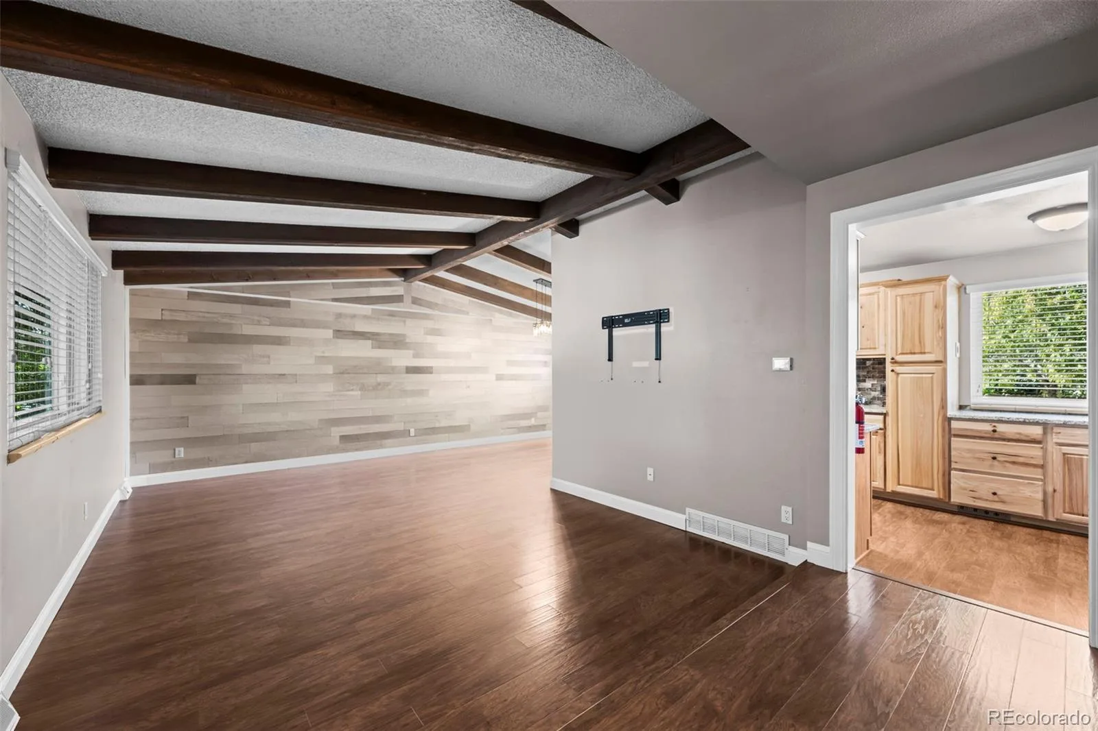 1111 S Holland Court Lakewood CO 80232 | MLS #REC9219131 10062026214455 1600 7