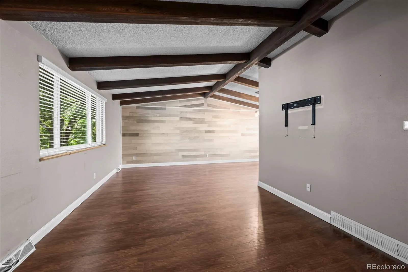 1111 S Holland Court Lakewood CO 80232 | MLS #REC9219131 10062026214455 1600 8