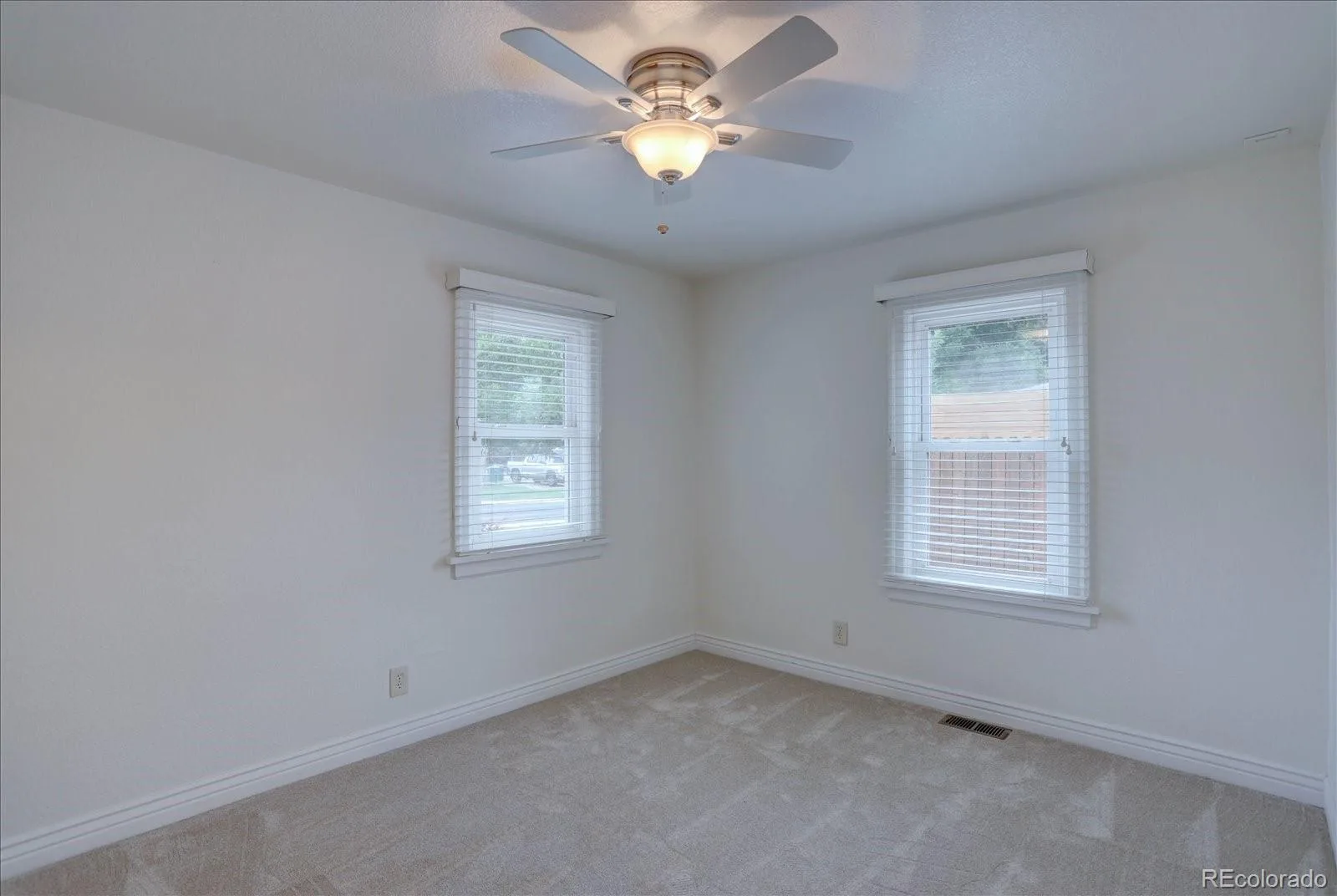488 S Parfet Street Lakewood CO 80226 MLS #REC9222728 06252026221136 1600 23