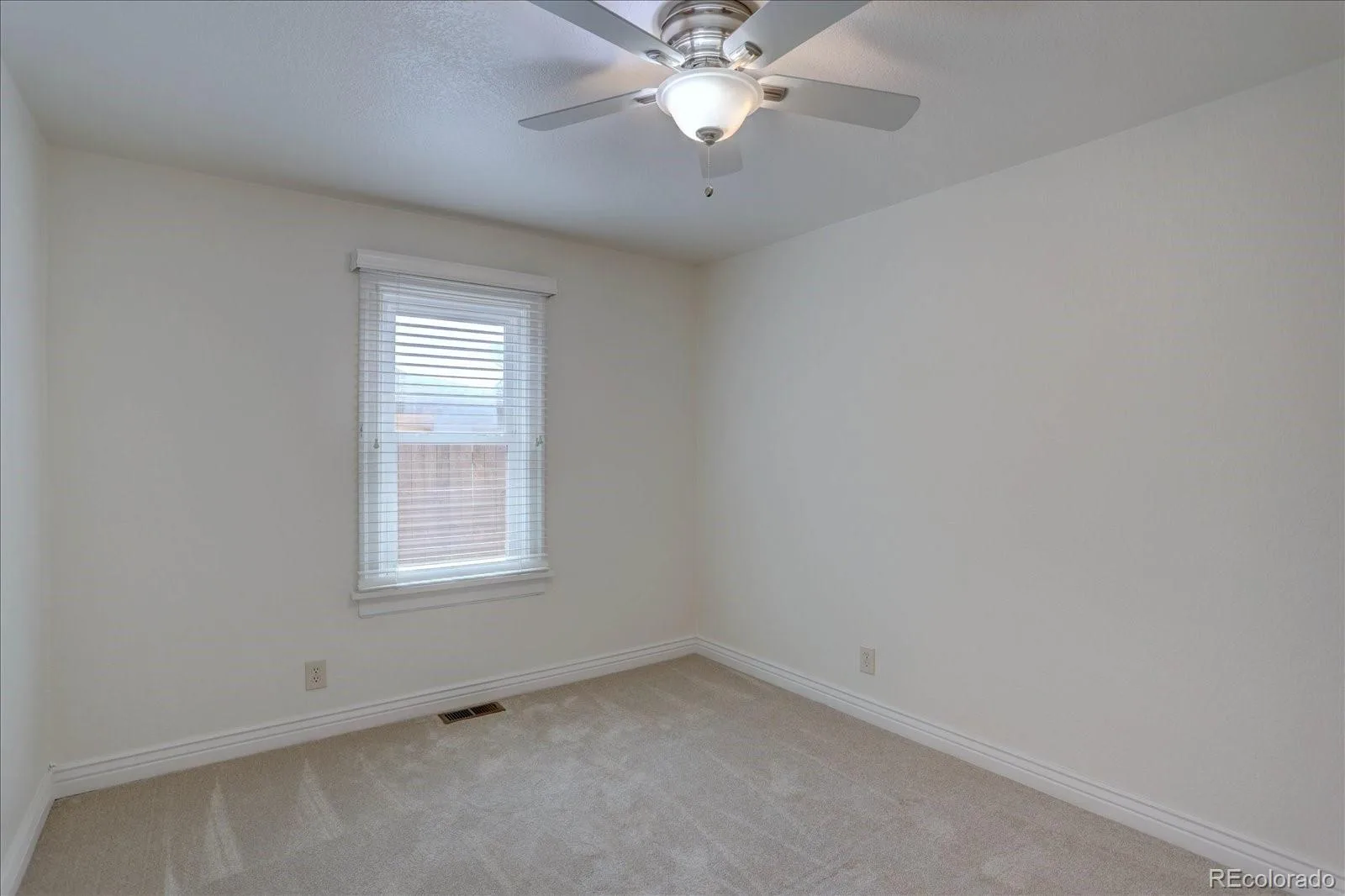 488 S Parfet Street Lakewood CO 80226 MLS #REC9222728 06252026221136 1600 26