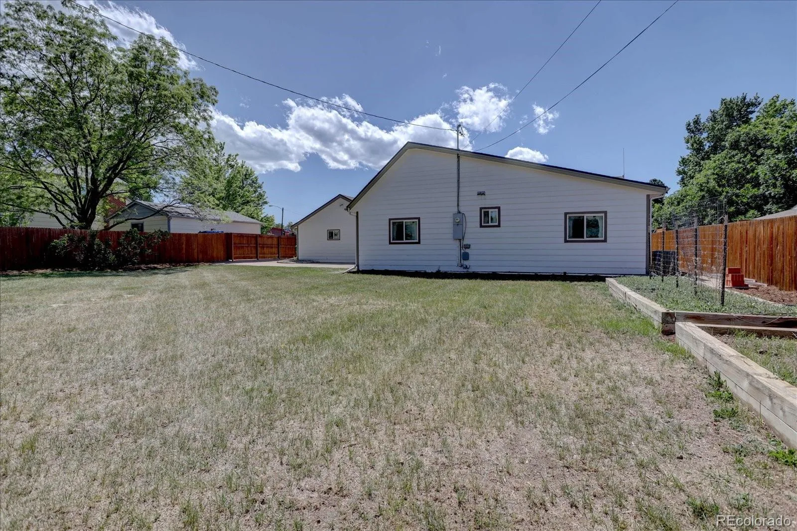 488 S Parfet Street Lakewood CO 80226 MLS #REC9222728 06252026221136 1600 32