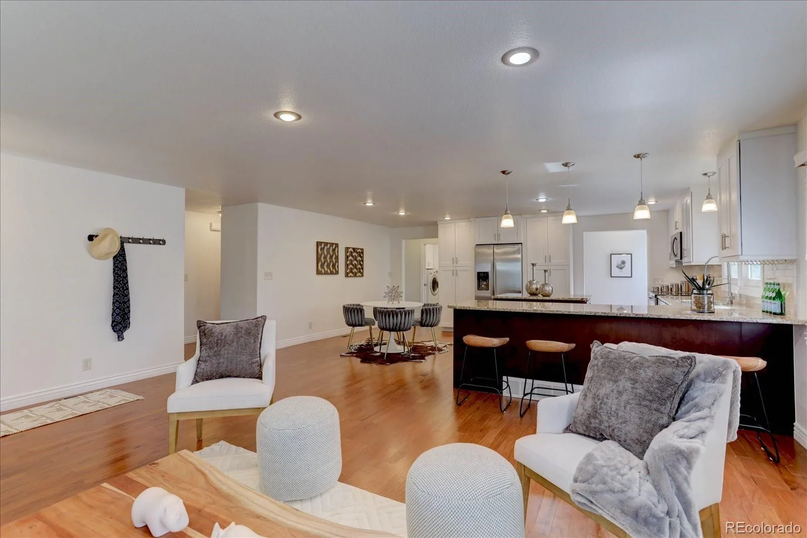 488 S Parfet Street Lakewood CO 80226 | MLS #REC9222728 10032026025342 1600 5