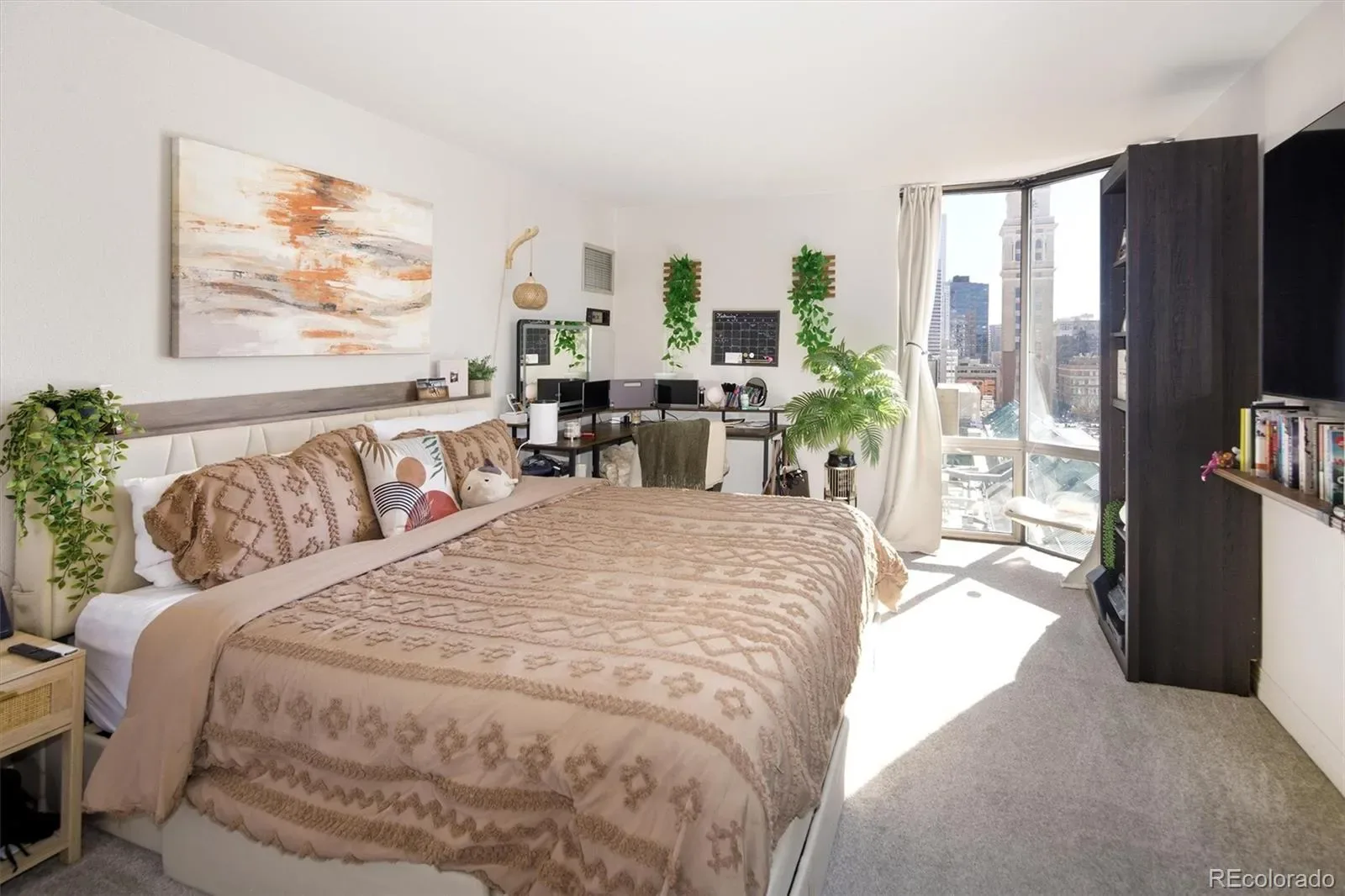 03092026225031 1600 16