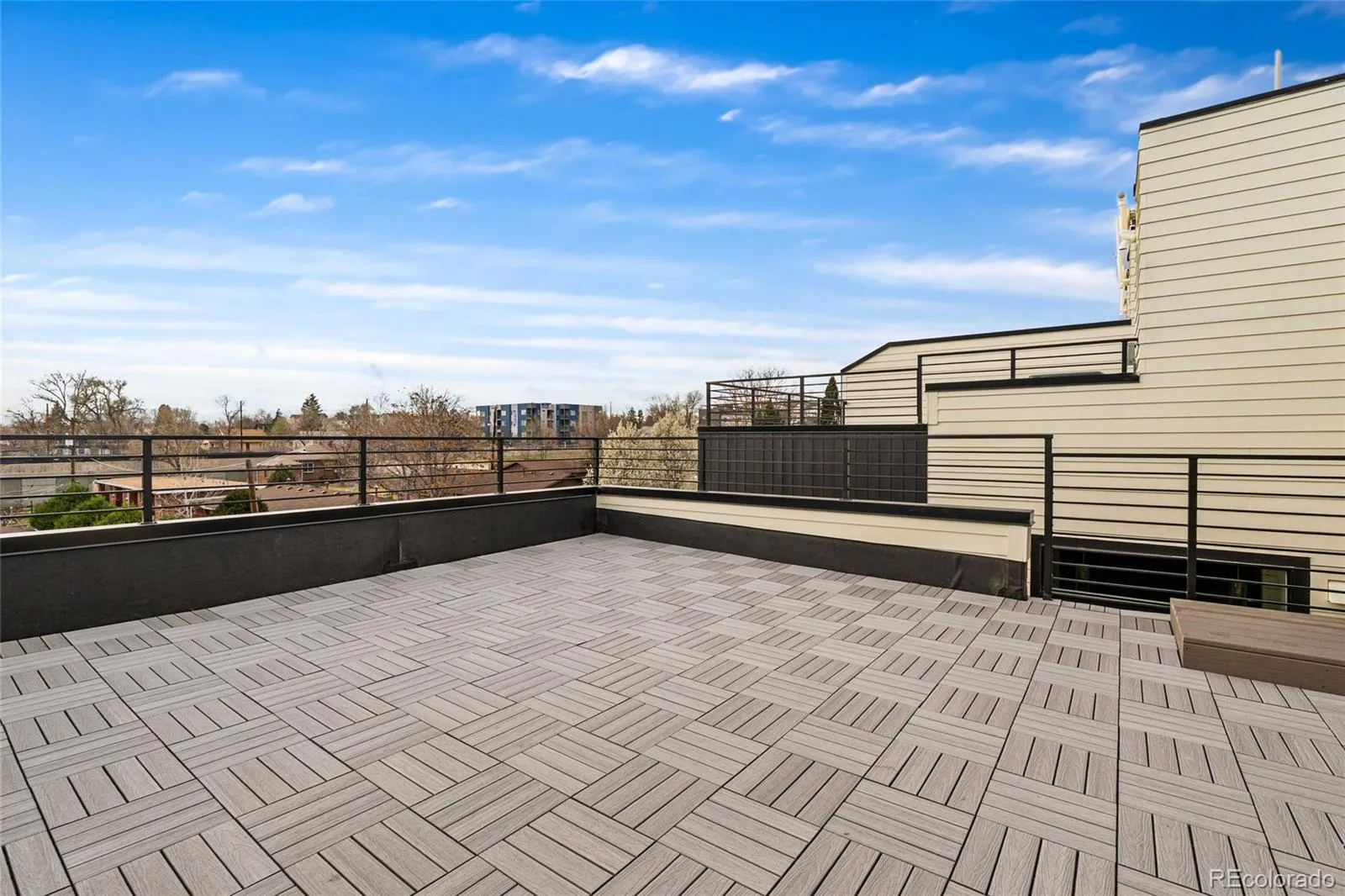 04072026172320 1600 31